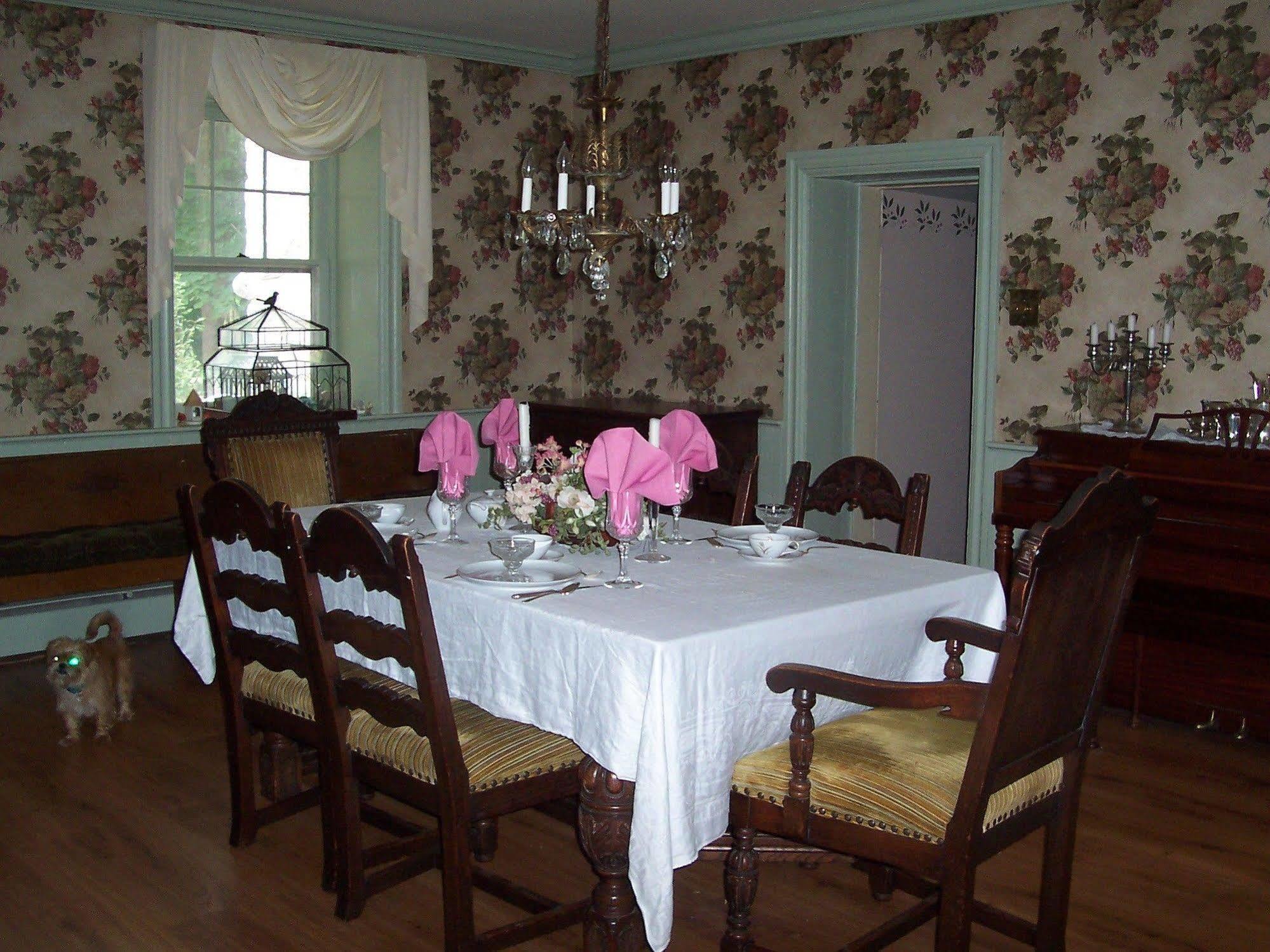 Fallen Tree Farm Bed&Breakfast Carlisle Buitenkant foto